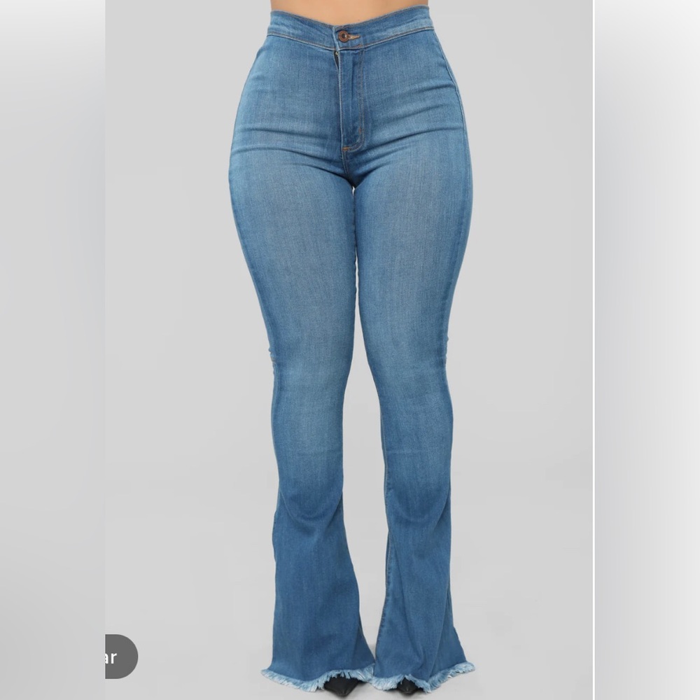 FASHION NOVA FLARE JEANS